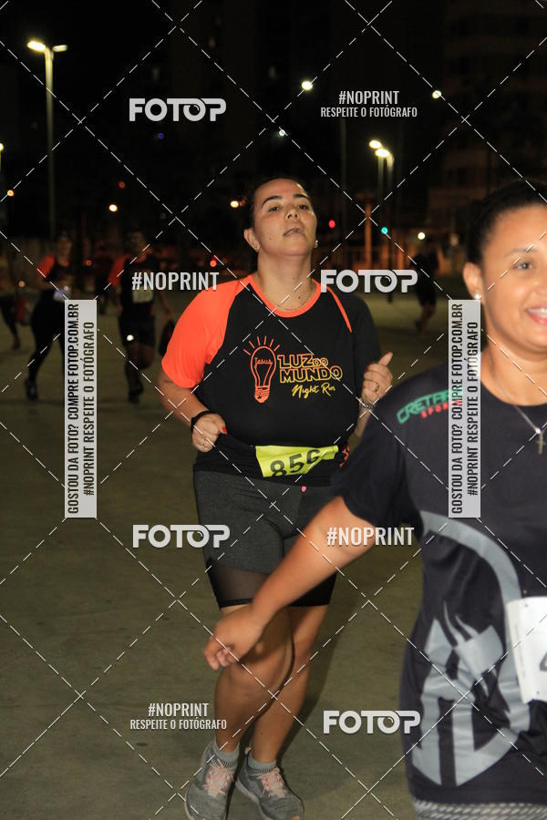 Buy your photos of the eventLuz do Mundo Night Run on Fotop