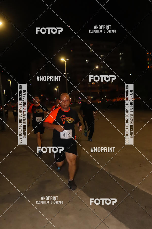 Buy your photos of the eventLuz do Mundo Night Run on Fotop