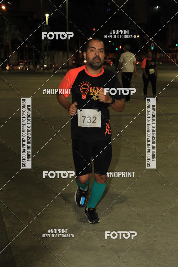 Buy your photos of the eventLuz do Mundo Night Run on Fotop