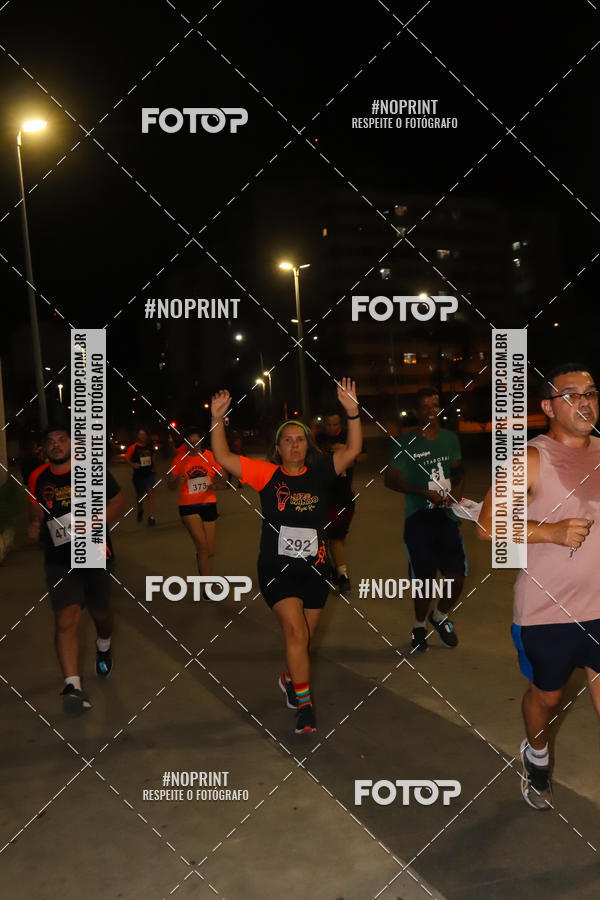 Buy your photos of the eventLuz do Mundo Night Run on Fotop