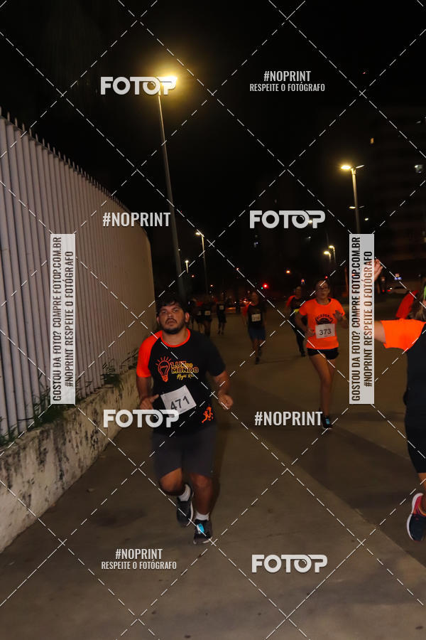 Buy your photos of the eventLuz do Mundo Night Run on Fotop