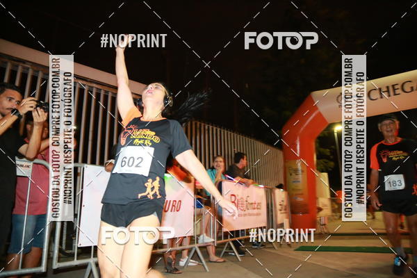 Buy your photos of the eventLuz do Mundo Night Run on Fotop