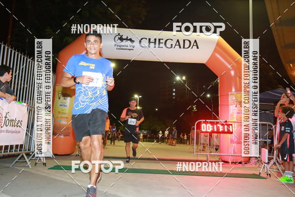 Buy your photos of the eventLuz do Mundo Night Run on Fotop