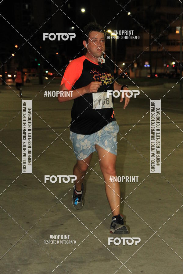 Buy your photos of the eventLuz do Mundo Night Run on Fotop
