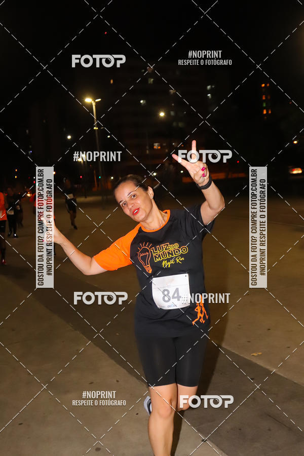 Buy your photos of the eventLuz do Mundo Night Run on Fotop