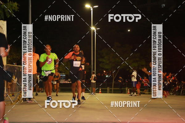 Buy your photos of the eventLuz do Mundo Night Run on Fotop