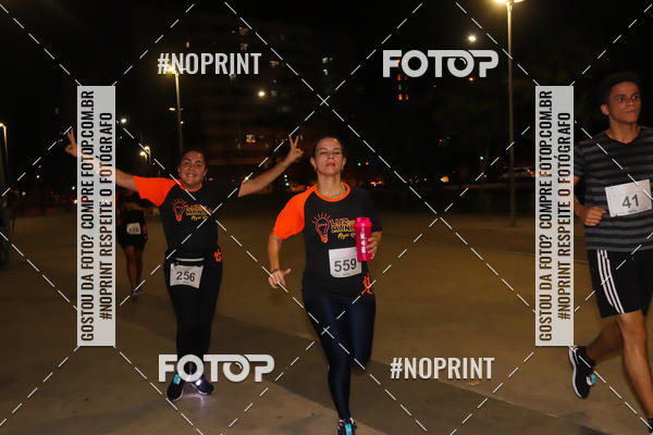 Buy your photos of the eventLuz do Mundo Night Run on Fotop