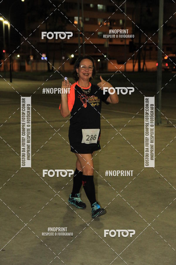 Buy your photos of the eventLuz do Mundo Night Run on Fotop