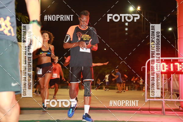 Buy your photos of the eventLuz do Mundo Night Run on Fotop