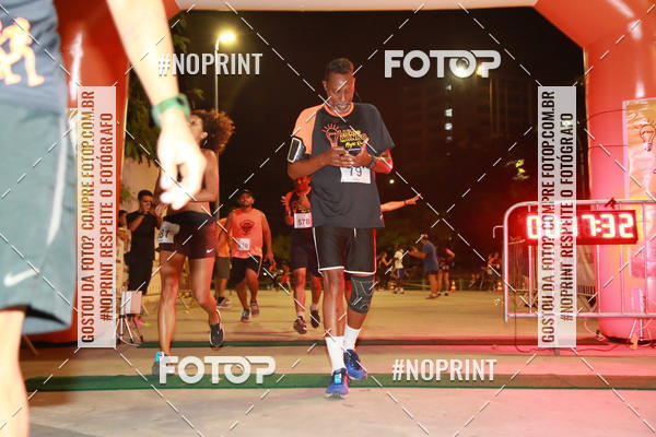 Buy your photos of the eventLuz do Mundo Night Run on Fotop