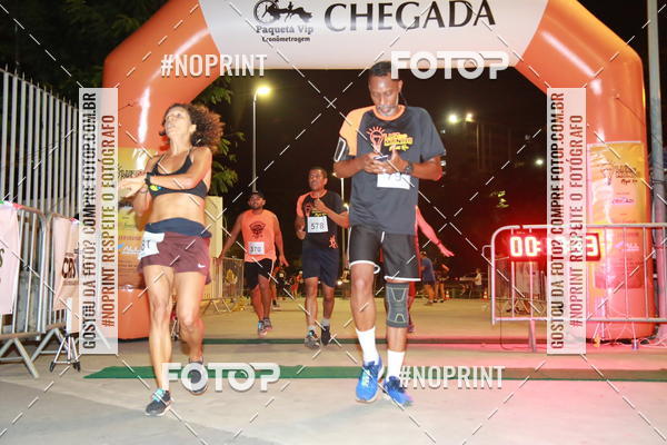 Buy your photos of the eventLuz do Mundo Night Run on Fotop