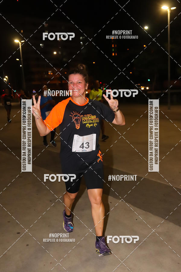 Buy your photos of the eventLuz do Mundo Night Run on Fotop