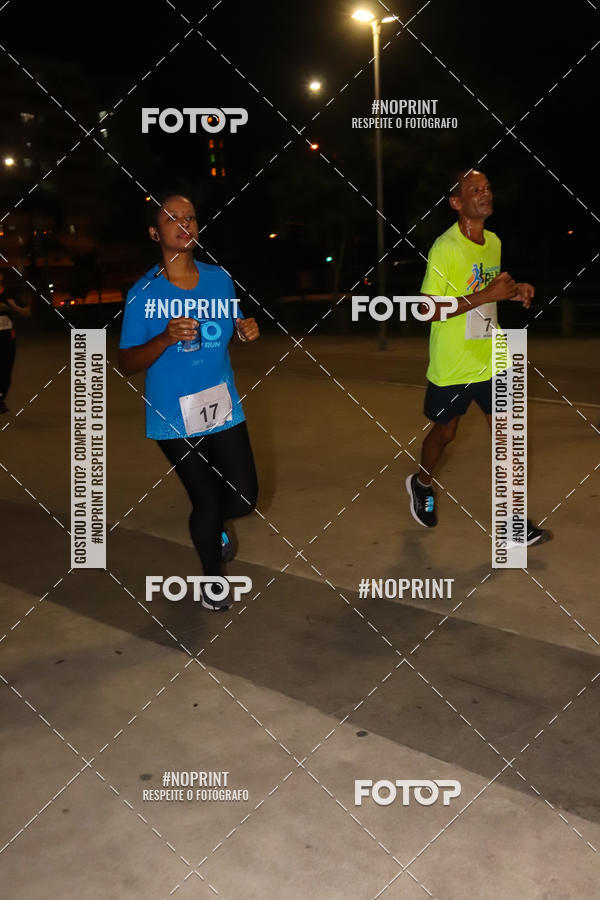Buy your photos of the eventLuz do Mundo Night Run on Fotop