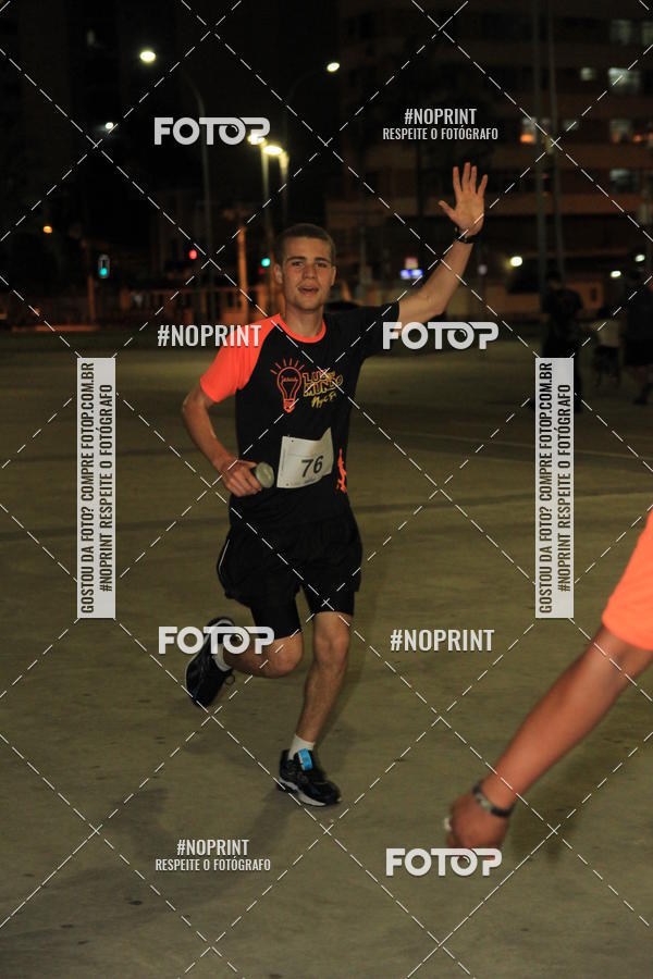 Buy your photos of the eventLuz do Mundo Night Run on Fotop
