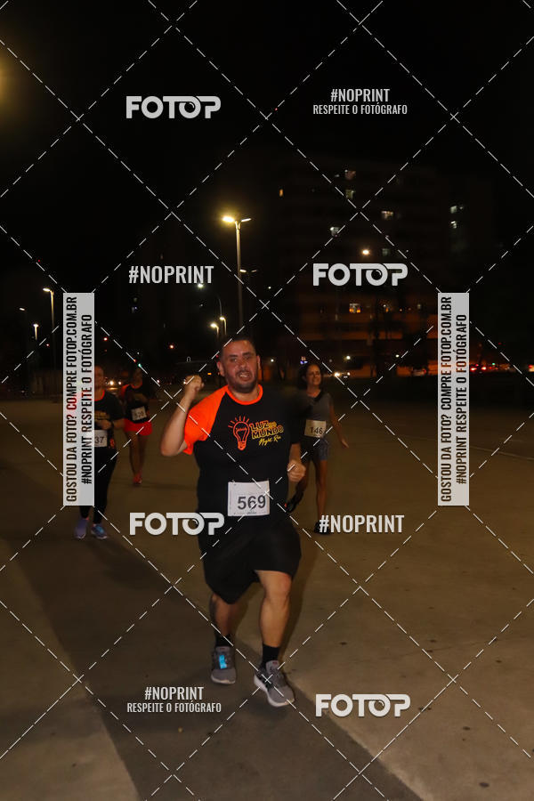 Buy your photos of the eventLuz do Mundo Night Run on Fotop