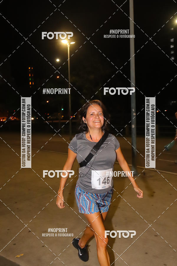 Buy your photos of the eventLuz do Mundo Night Run on Fotop