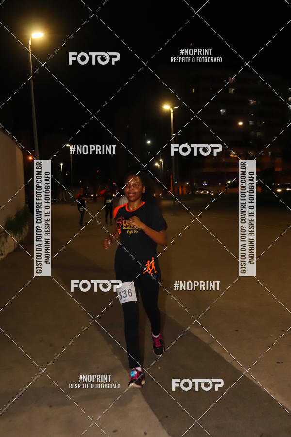 Buy your photos of the eventLuz do Mundo Night Run on Fotop