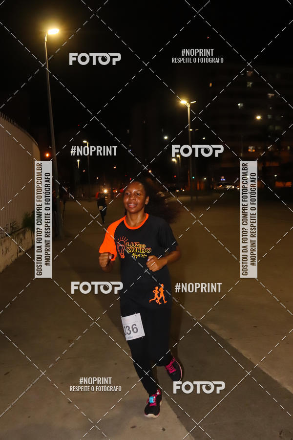 Buy your photos of the eventLuz do Mundo Night Run on Fotop