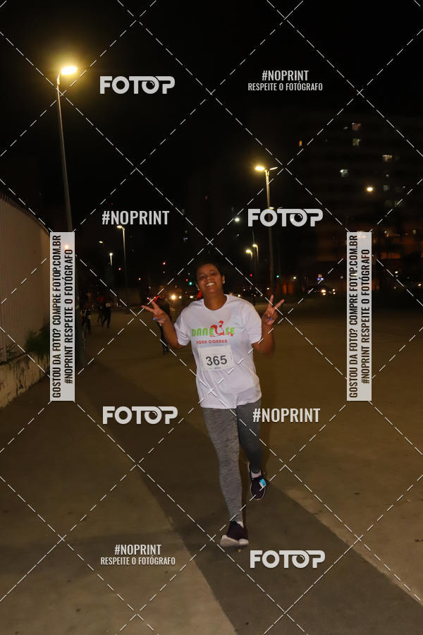 Buy your photos of the eventLuz do Mundo Night Run on Fotop