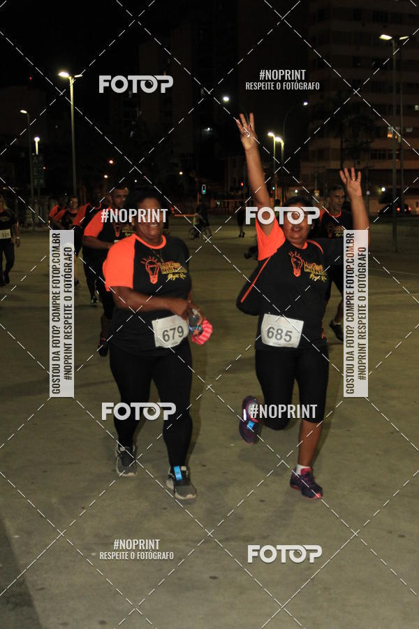 Buy your photos of the eventLuz do Mundo Night Run on Fotop