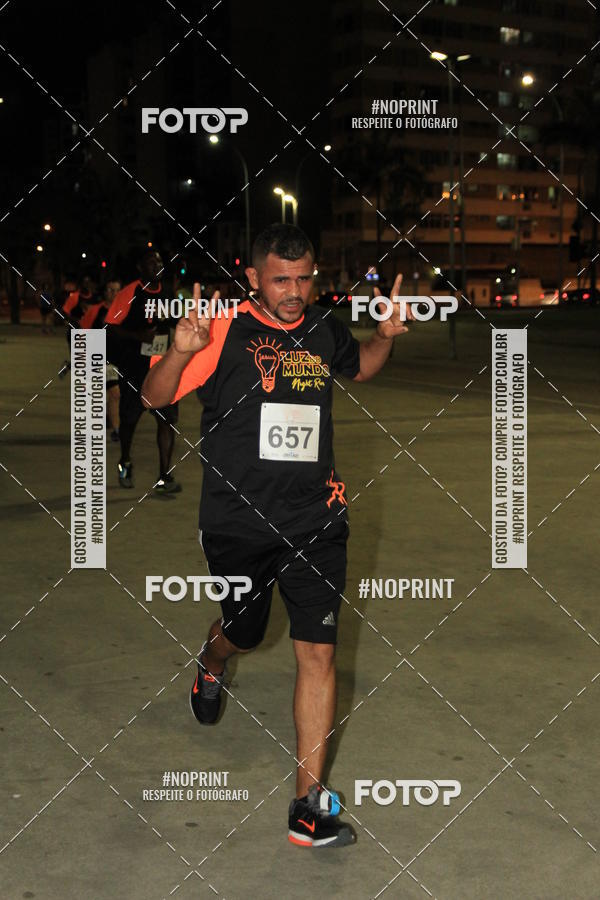 Buy your photos of the eventLuz do Mundo Night Run on Fotop