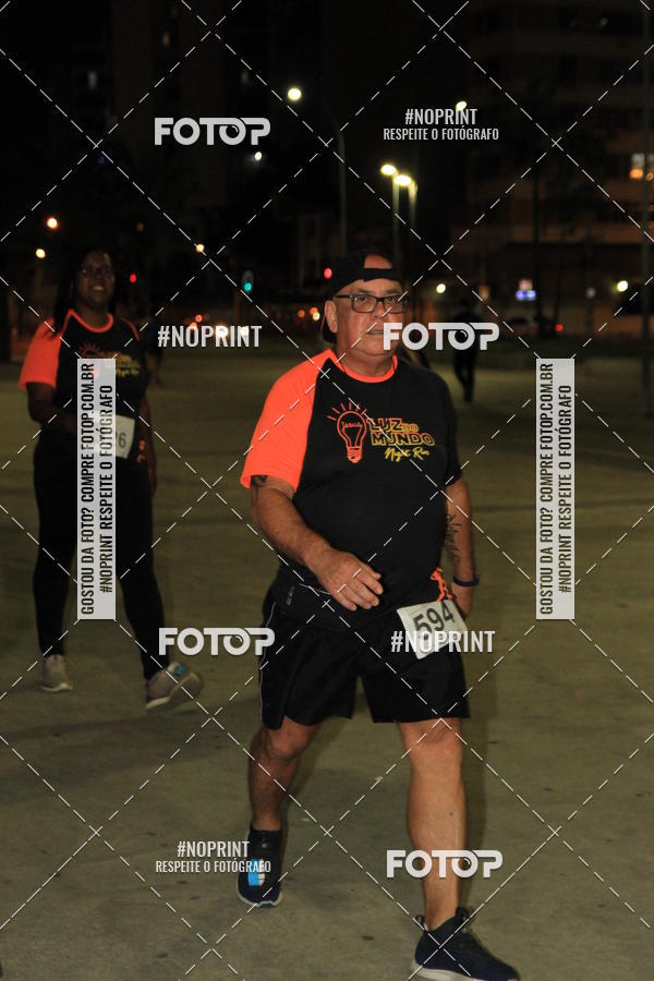 Buy your photos of the eventLuz do Mundo Night Run on Fotop