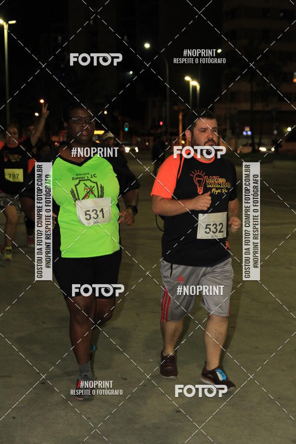 Buy your photos of the eventLuz do Mundo Night Run on Fotop