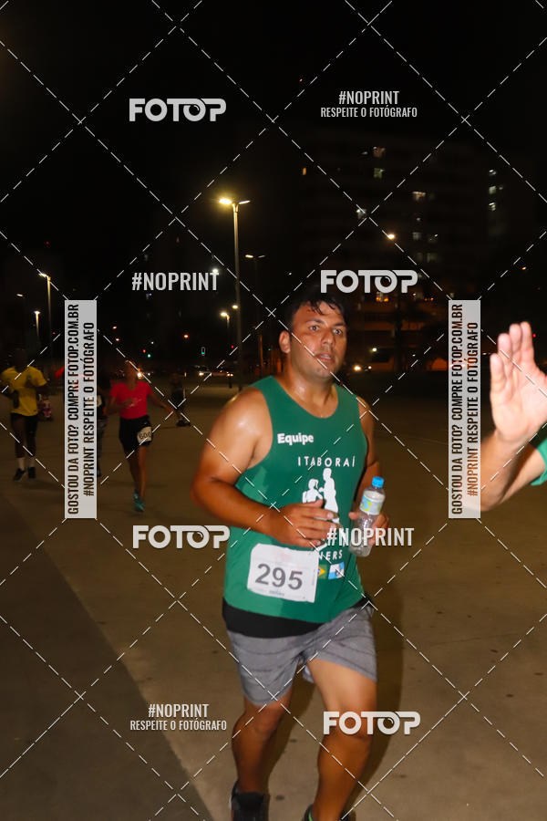 Buy your photos of the eventLuz do Mundo Night Run on Fotop