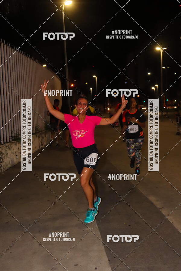 Buy your photos of the eventLuz do Mundo Night Run on Fotop