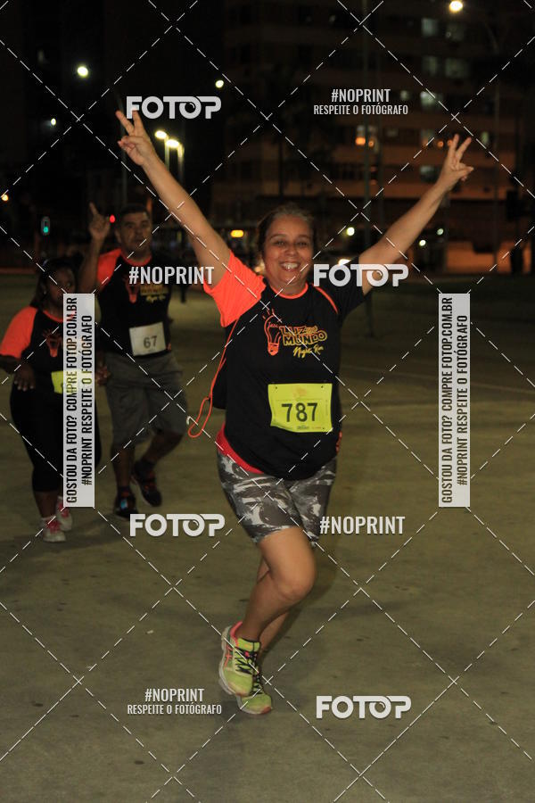 Buy your photos of the eventLuz do Mundo Night Run on Fotop