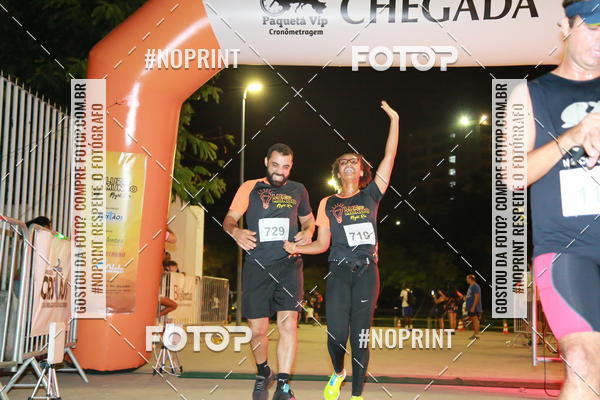 Buy your photos of the eventLuz do Mundo Night Run on Fotop
