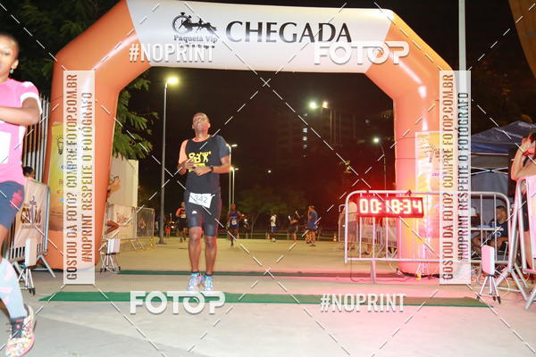 Buy your photos of the eventLuz do Mundo Night Run on Fotop