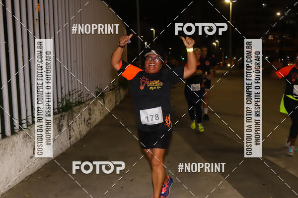 Buy your photos of the eventLuz do Mundo Night Run on Fotop