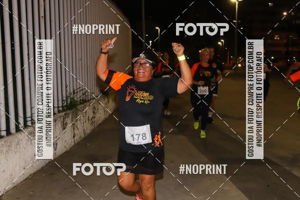 Buy your photos of the eventLuz do Mundo Night Run on Fotop