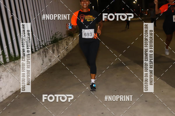 Buy your photos of the eventLuz do Mundo Night Run on Fotop