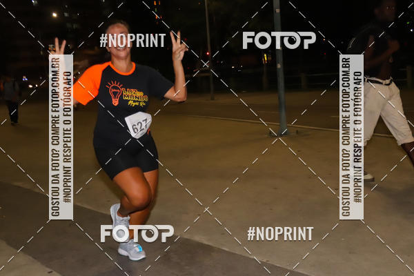 Buy your photos of the eventLuz do Mundo Night Run on Fotop