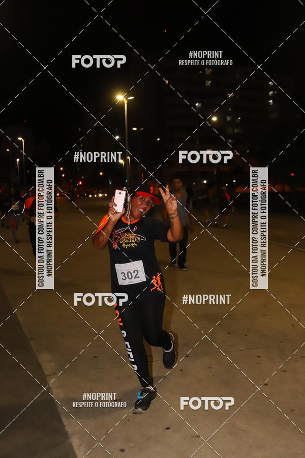 Buy your photos of the eventLuz do Mundo Night Run on Fotop