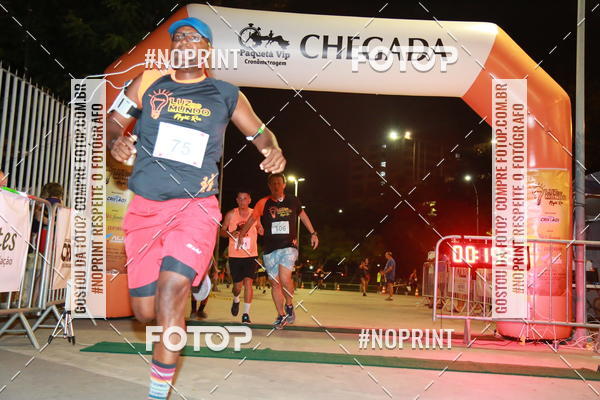 Buy your photos of the eventLuz do Mundo Night Run on Fotop