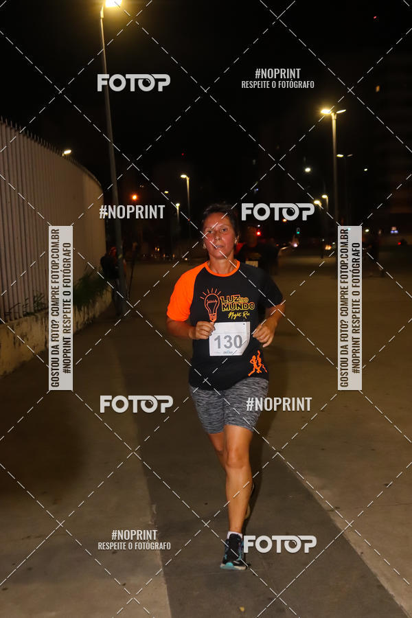Buy your photos of the eventLuz do Mundo Night Run on Fotop