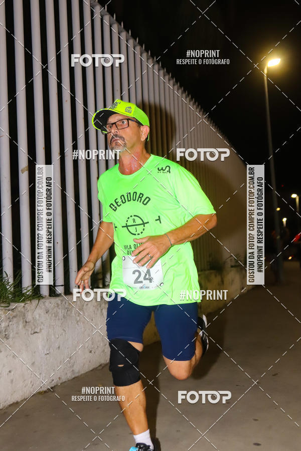 Buy your photos of the eventLuz do Mundo Night Run on Fotop