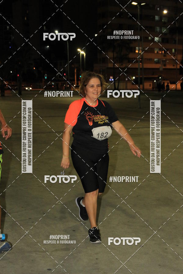 Buy your photos of the eventLuz do Mundo Night Run on Fotop