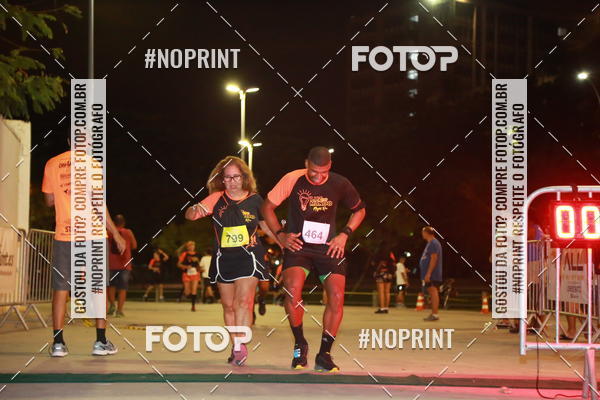 Buy your photos of the eventLuz do Mundo Night Run on Fotop