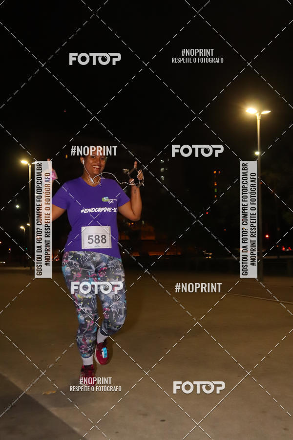 Buy your photos of the eventLuz do Mundo Night Run on Fotop