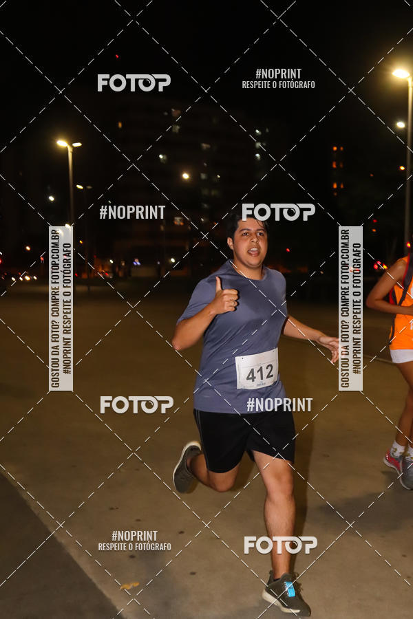 Buy your photos of the eventLuz do Mundo Night Run on Fotop