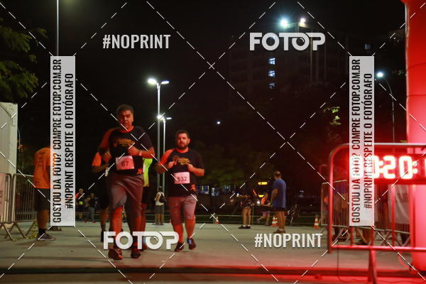 Buy your photos of the eventLuz do Mundo Night Run on Fotop