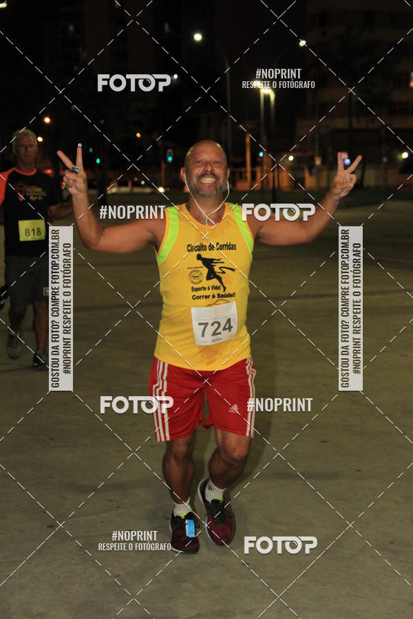 Buy your photos of the eventLuz do Mundo Night Run on Fotop
