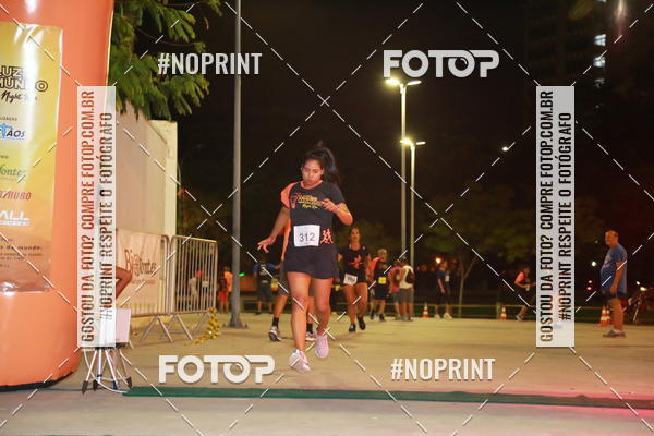 Buy your photos of the eventLuz do Mundo Night Run on Fotop