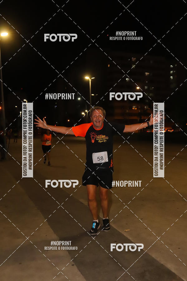 Buy your photos of the eventLuz do Mundo Night Run on Fotop