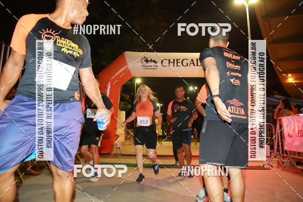 Buy your photos of the eventLuz do Mundo Night Run on Fotop