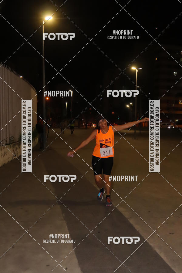 Buy your photos of the eventLuz do Mundo Night Run on Fotop